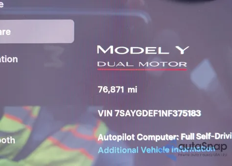 2022 Tesla Model Y Performance Dual Motor All-Wheel Drive z USA, uszkodzony, nr VIN 7SAYGDEF1NF375183